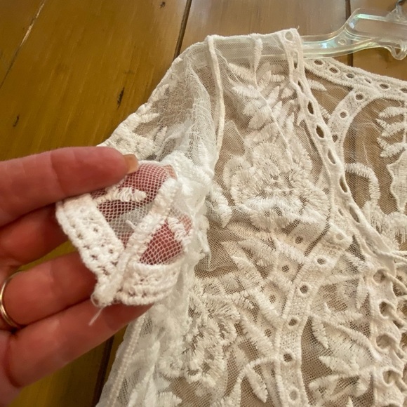 COPY - Women’s White Lace Embroidered Maxi Dress or Cover Up Medium Beautiful - Picture 15 of 16